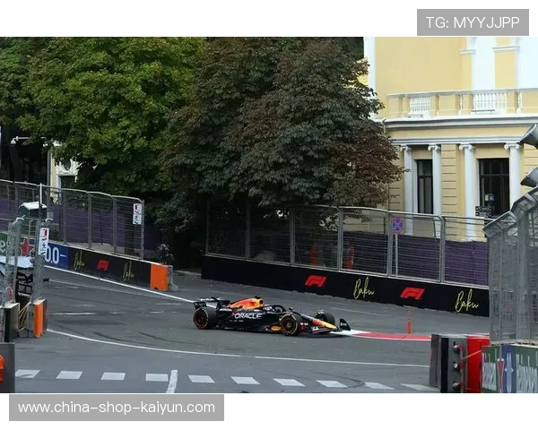 F1卡塔尔冲刺排位赛前十车手成绩差毫秒,竞争激烈 F1卡塔尔冲刺排位赛前十车手成绩差毫秒,竞争激烈