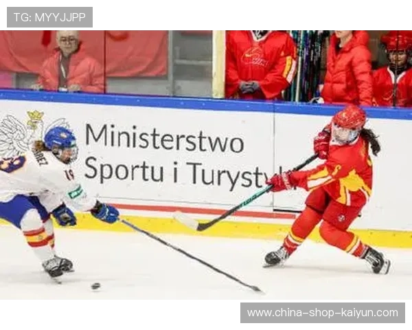 U18世锦赛中国女冰全胜夺冠，下赛季升入甲级A组